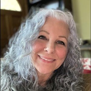 Meet your Posher, Therese